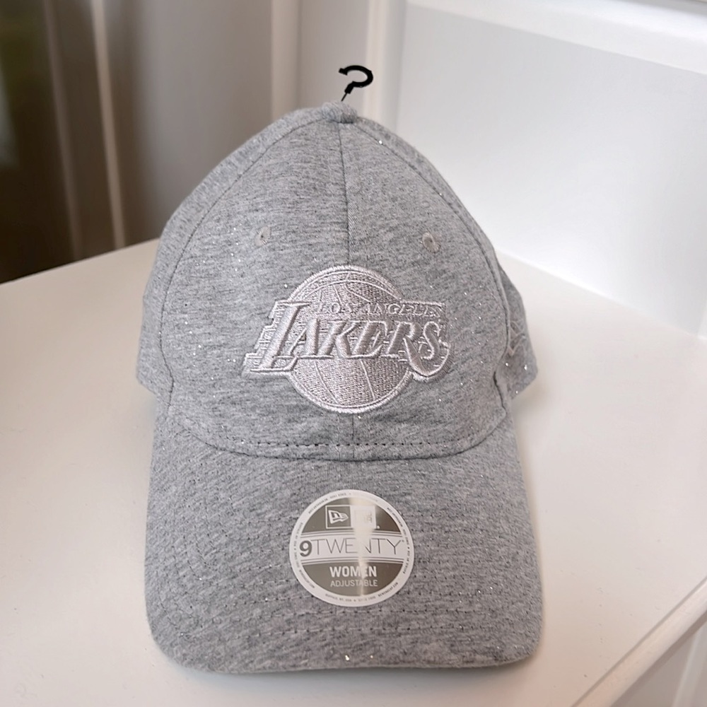 New Era 9Twenty Adjustable Los Angeles Lakers Hat NWT